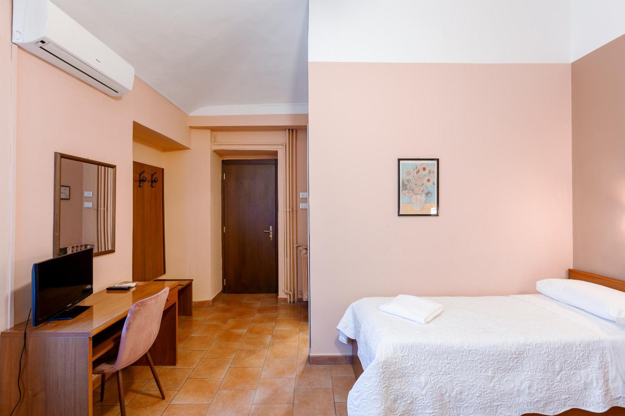Hotel Castello Турин Экстерьер фото